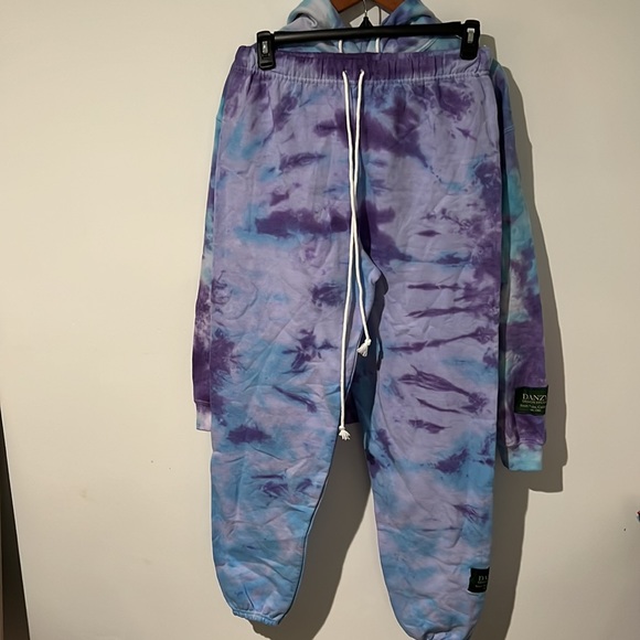 Danzy Purple and turquoise sweat suit - Picture 3 of 3